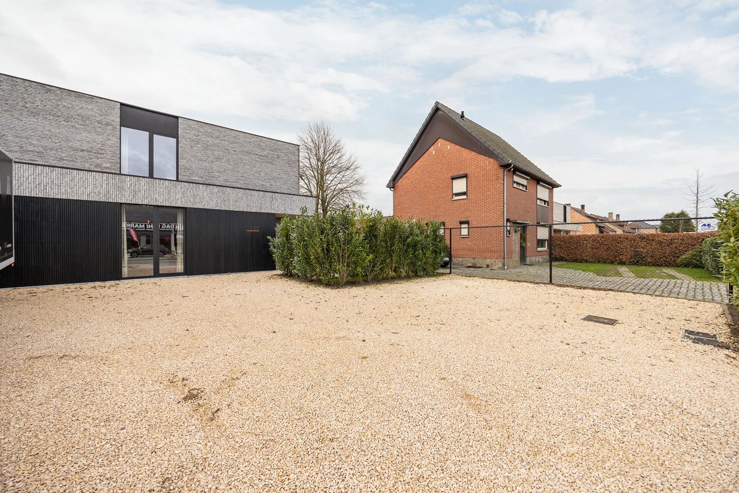Stijlvolle nieuwbouw 2-onder-1-kapwoning nabij Nederlands grens met A-label en ruime tuin — 29
