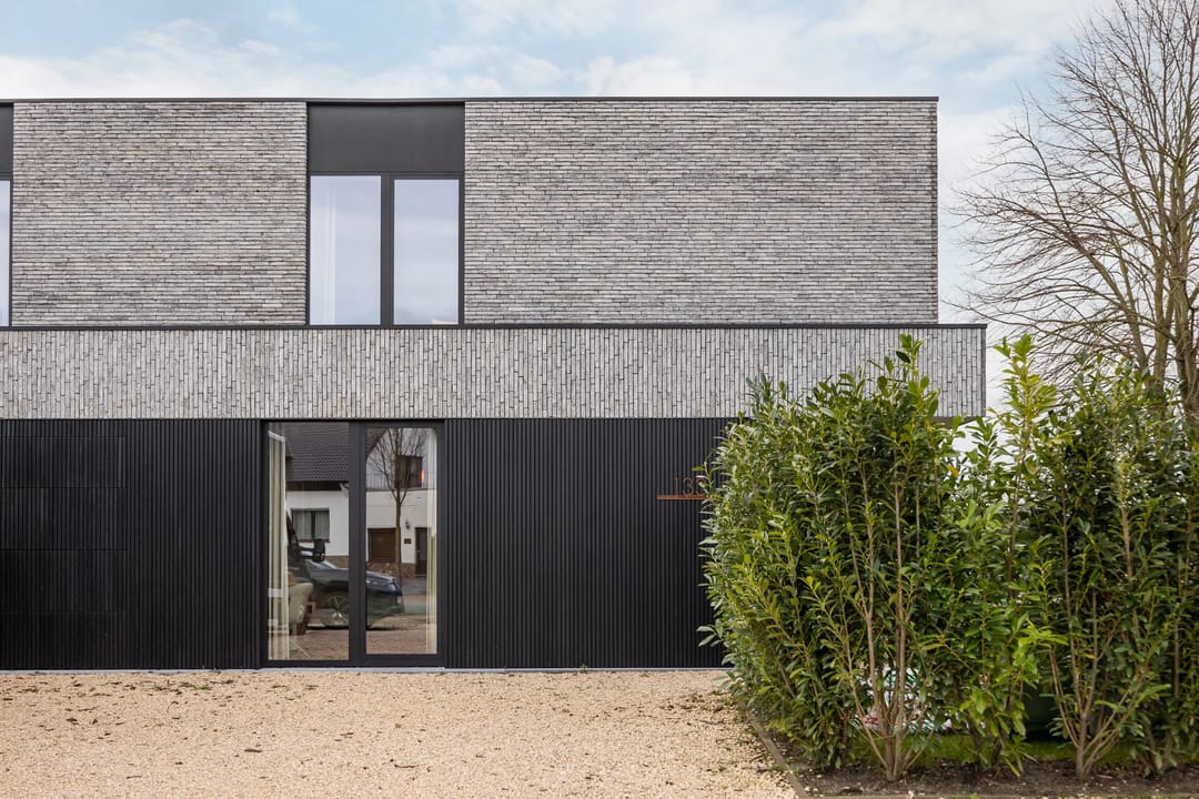 Stijlvolle nieuwbouw 2-onder-1-kapwoning nabij Nederlands grens met A-label en ruime tuin — 28