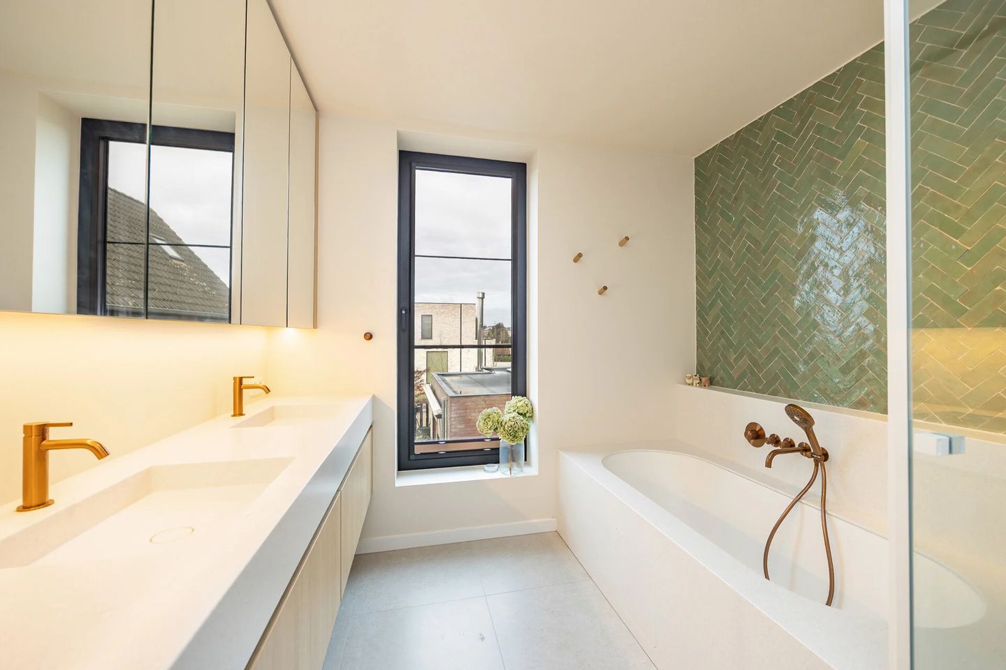 Stijlvolle nieuwbouw 2-onder-1-kapwoning nabij Nederlands grens met A-label en ruime tuin — 19