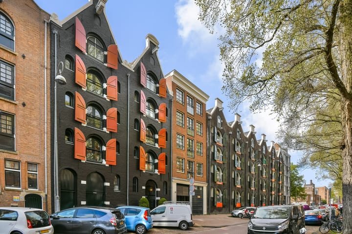 Photo 4 of Nieuwe Uilenburgerstraat 9-G