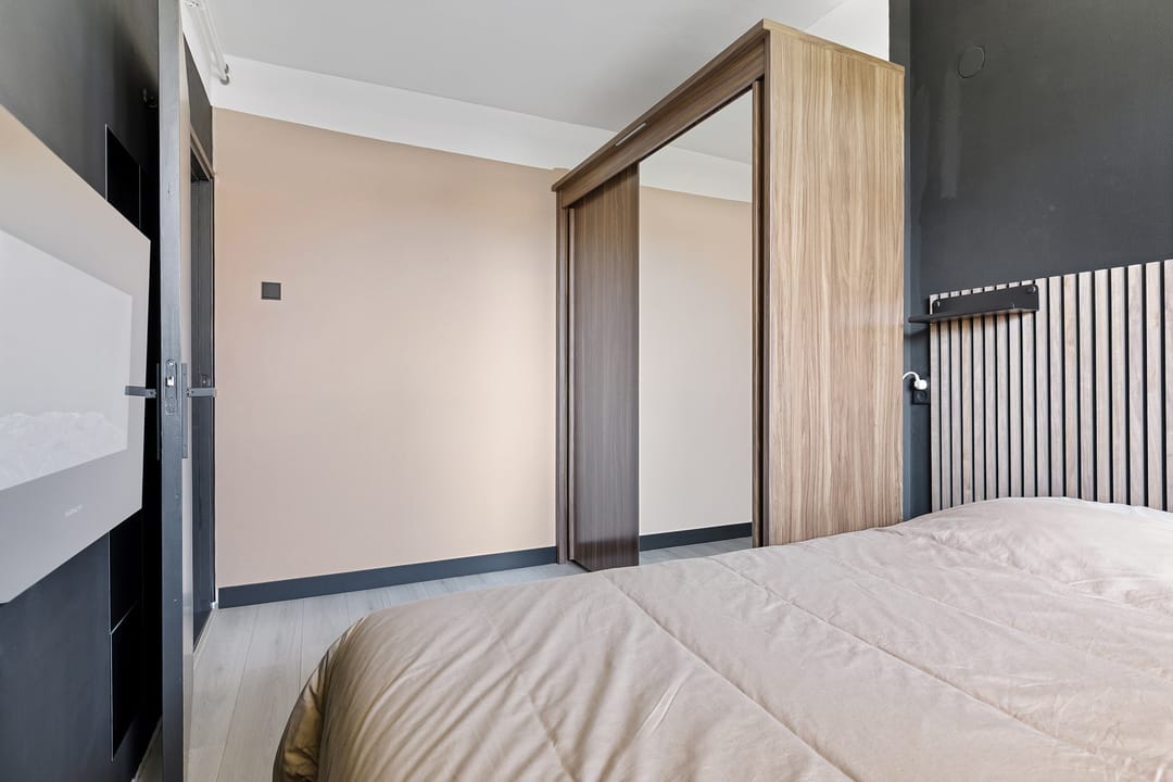 Ground floor apartment with 3 bedrooms and two gardens in Alphen aan den Rijn — 22