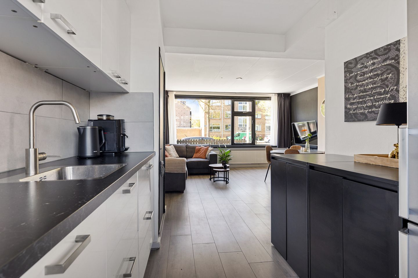 Ground floor apartment with 3 bedrooms and two gardens in Alphen aan den Rijn — 19