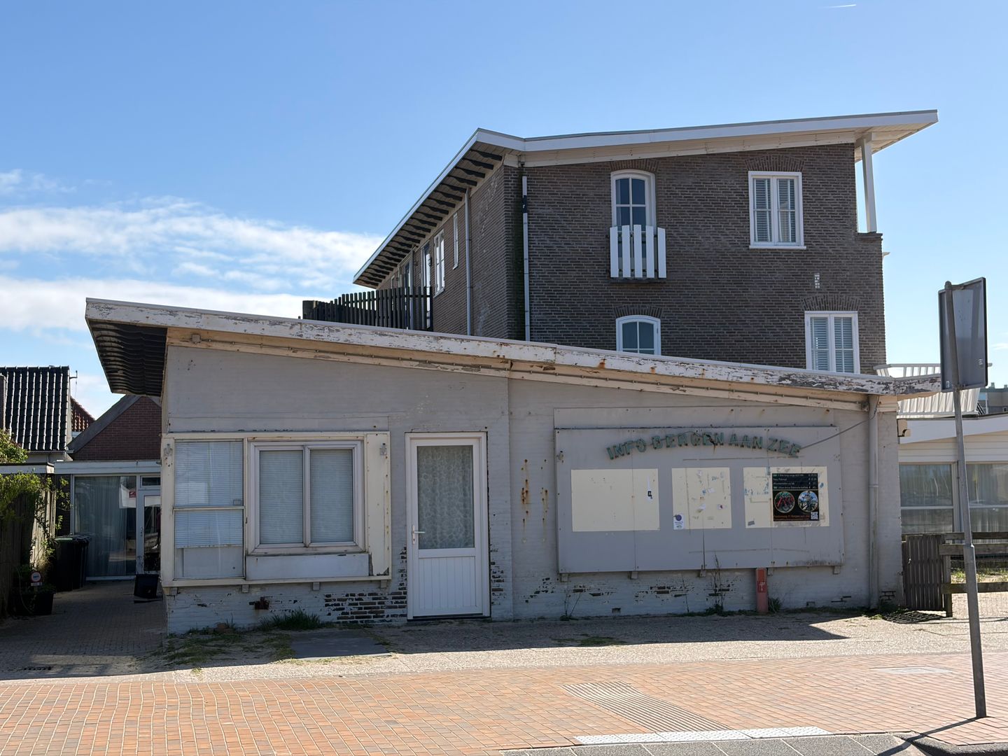 Photo 5 of Zeeweg 37