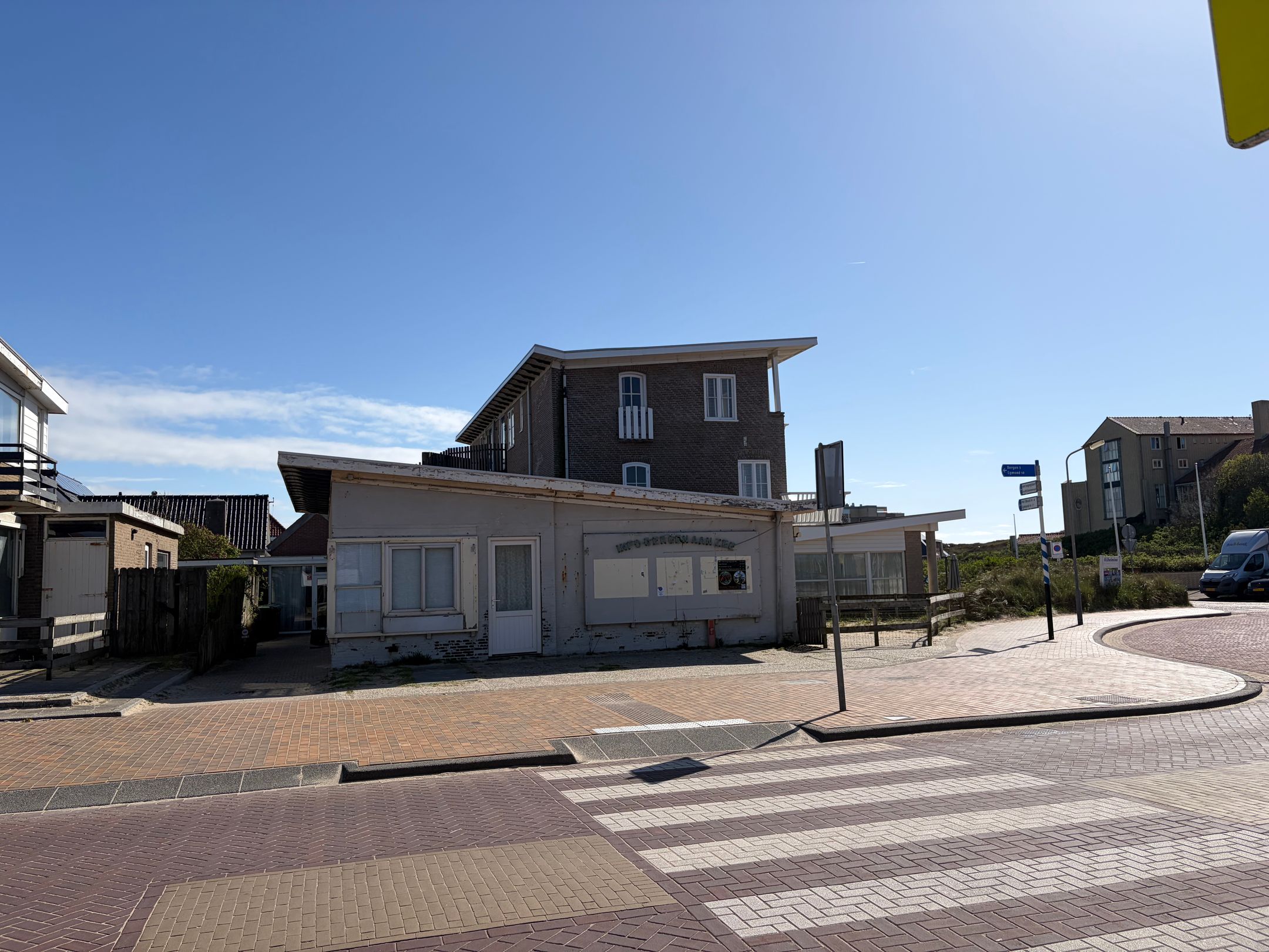 Photo 6 of Zeeweg 37