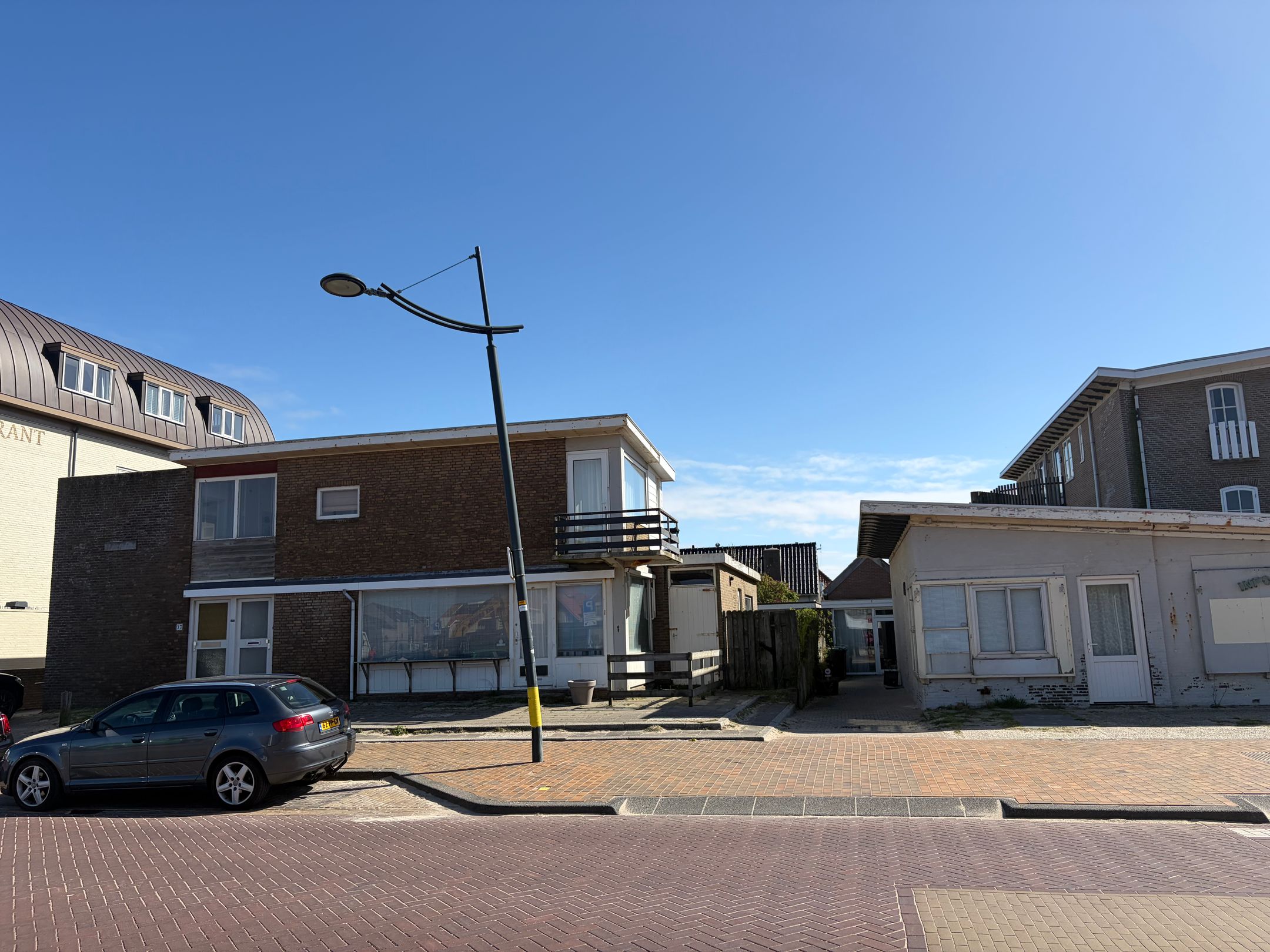 Photo 12 of Zeeweg 37