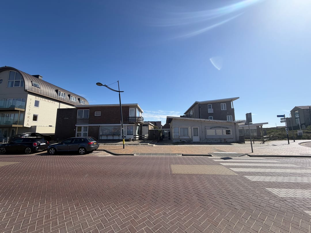 Photo 13 of Zeeweg 37