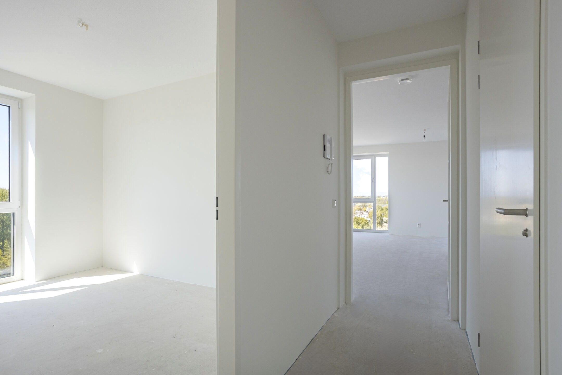 Luxury A++ Apartment with Panoramic Views in The Hague — 12