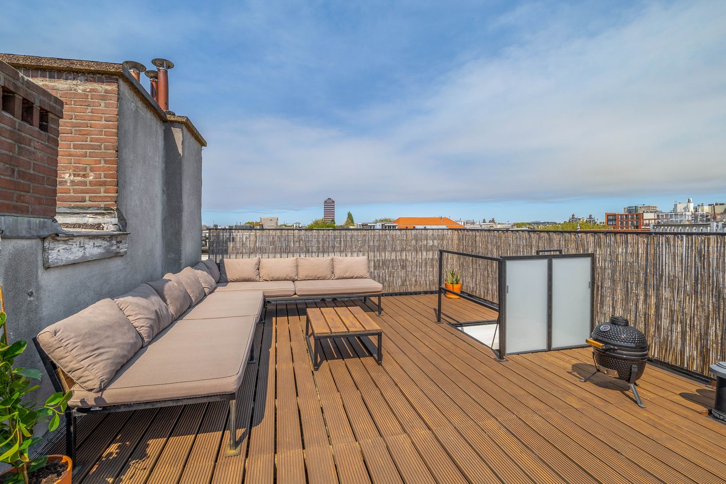 Renovated Fourth-Floor Apartment with Rooftop Terrace in De Pijp — 29