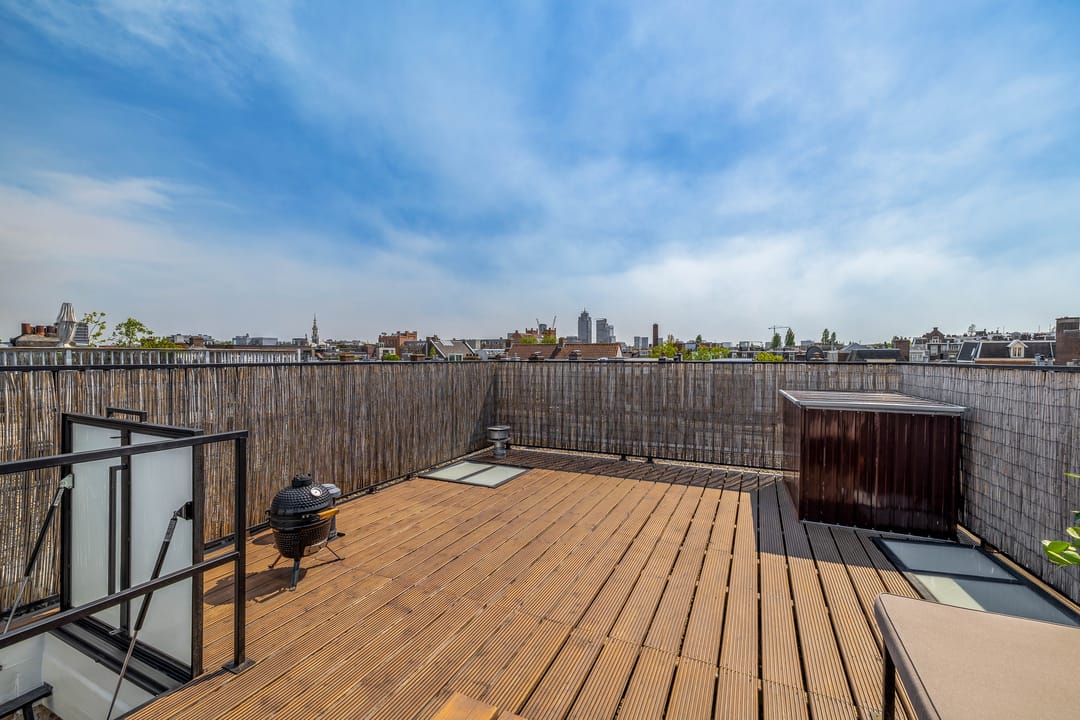 Renovated Fourth-Floor Apartment with Rooftop Terrace in De Pijp — 28