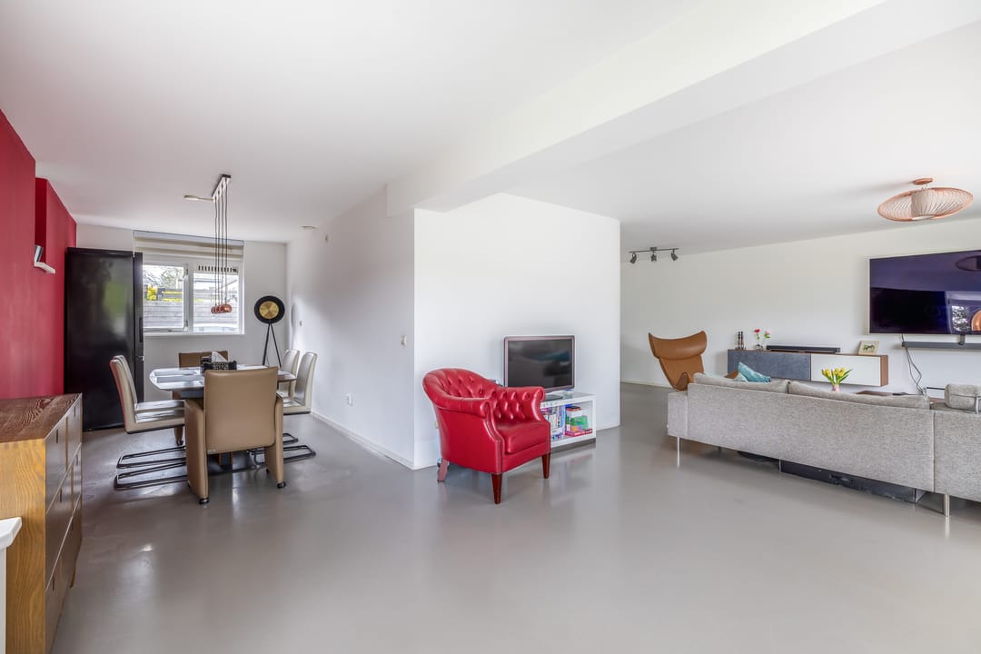 Photo 16 of Damhertstraat 32