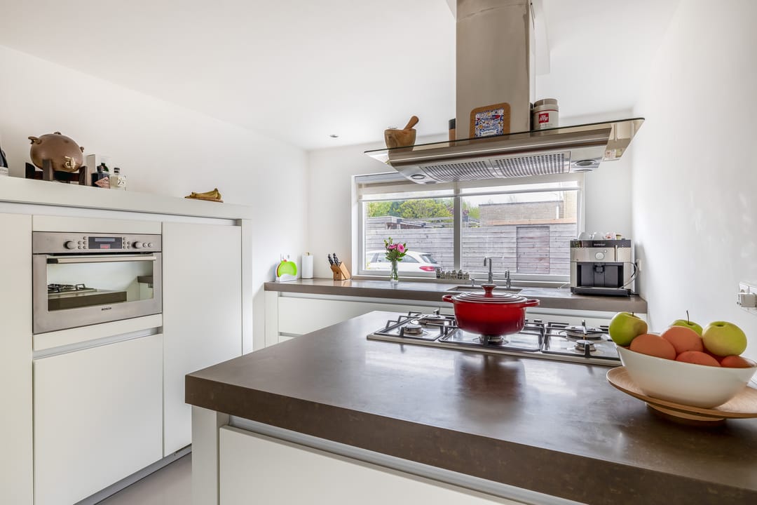 Photo 13 of Damhertstraat 32