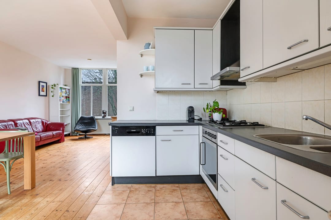 Photo 13 of Alexanderstraat 44