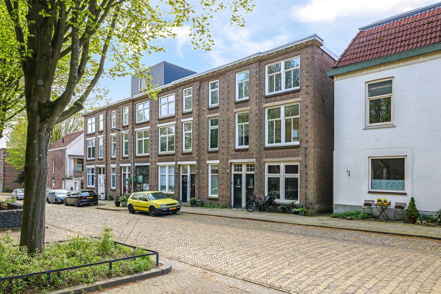 Photo 4 of Alexanderstraat 44