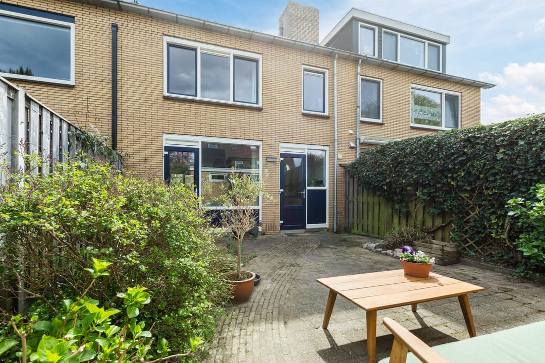 Photo 52 of Jan van Riebeeckstraat 26