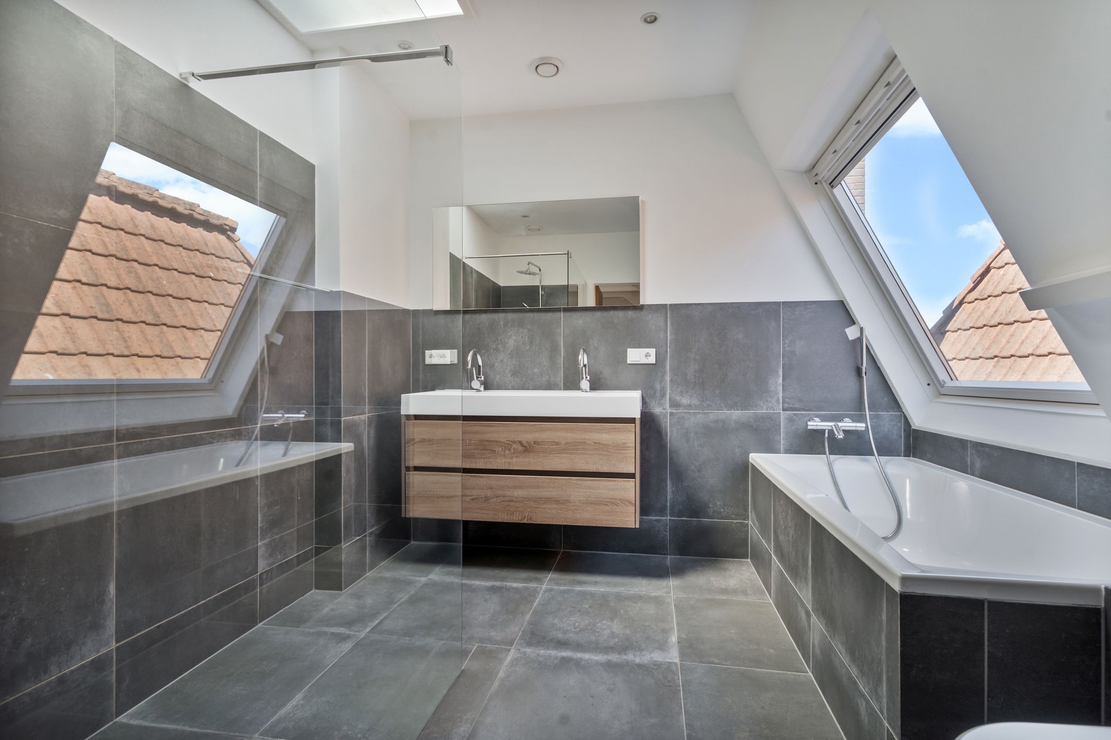 Photo 27 of Laan Copes van Cattenburch 62-C