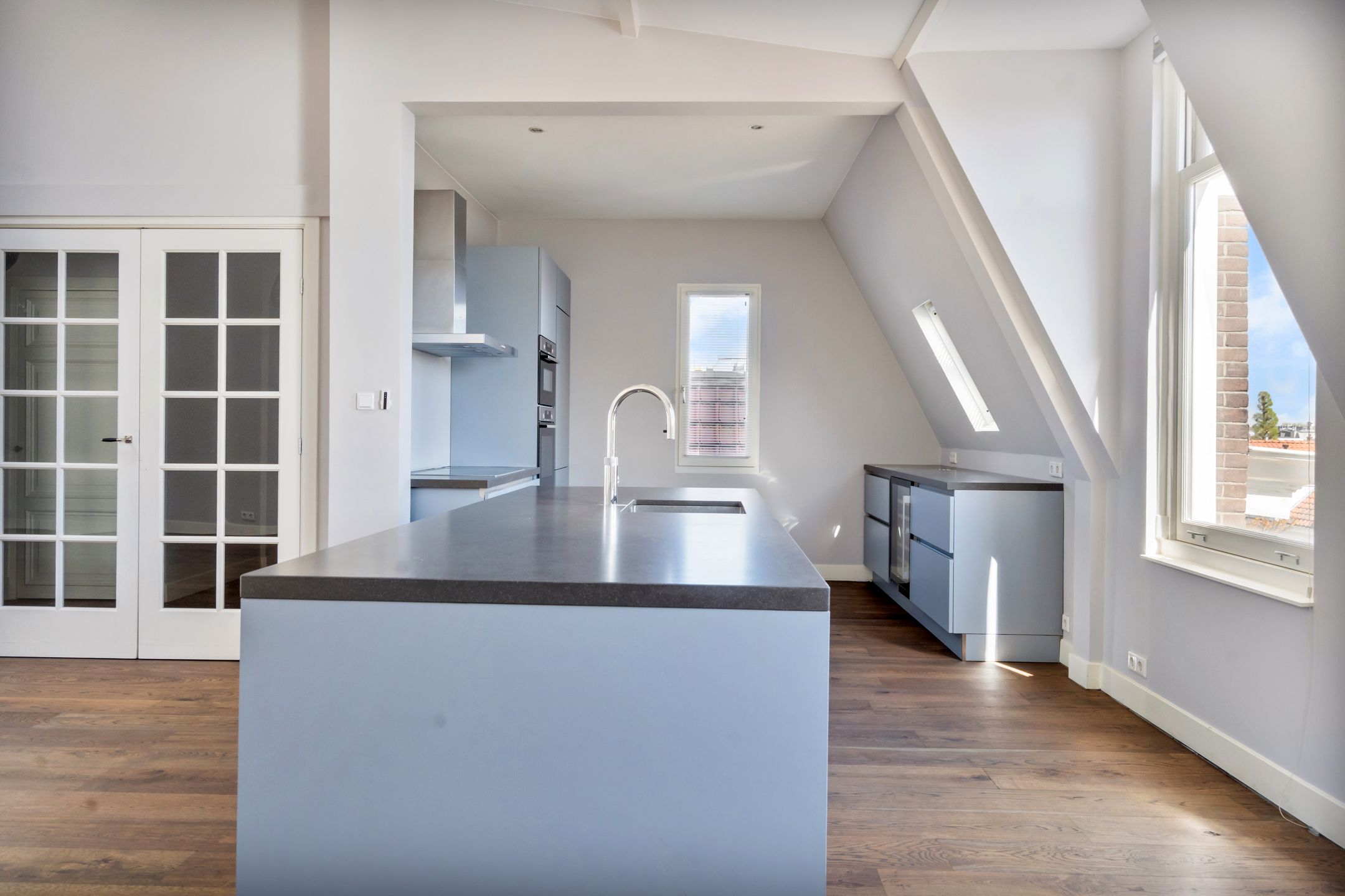 Photo 9 of Laan Copes van Cattenburch 62-C