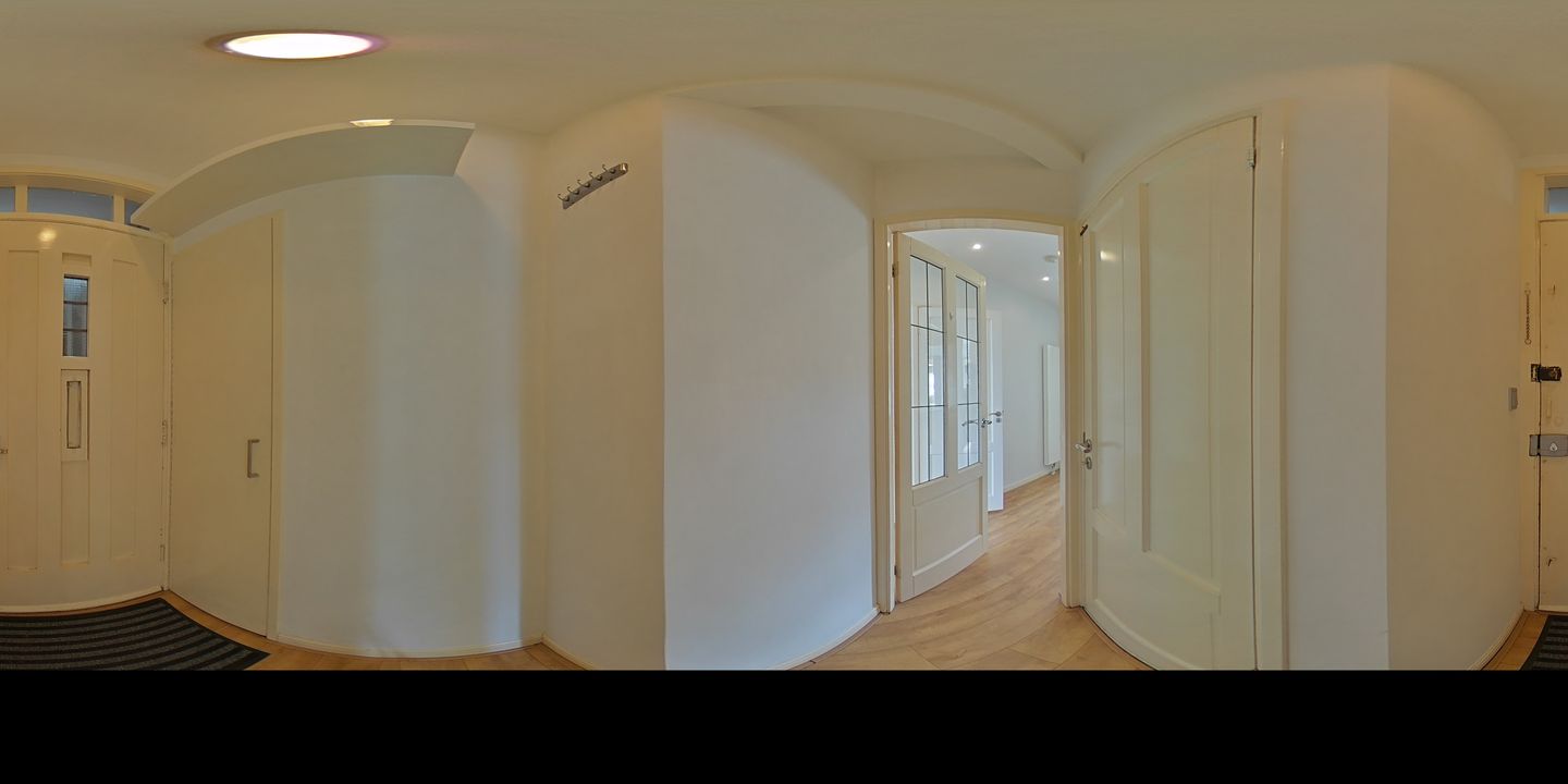 Elegant Renovated Apartment with Water Views — 34