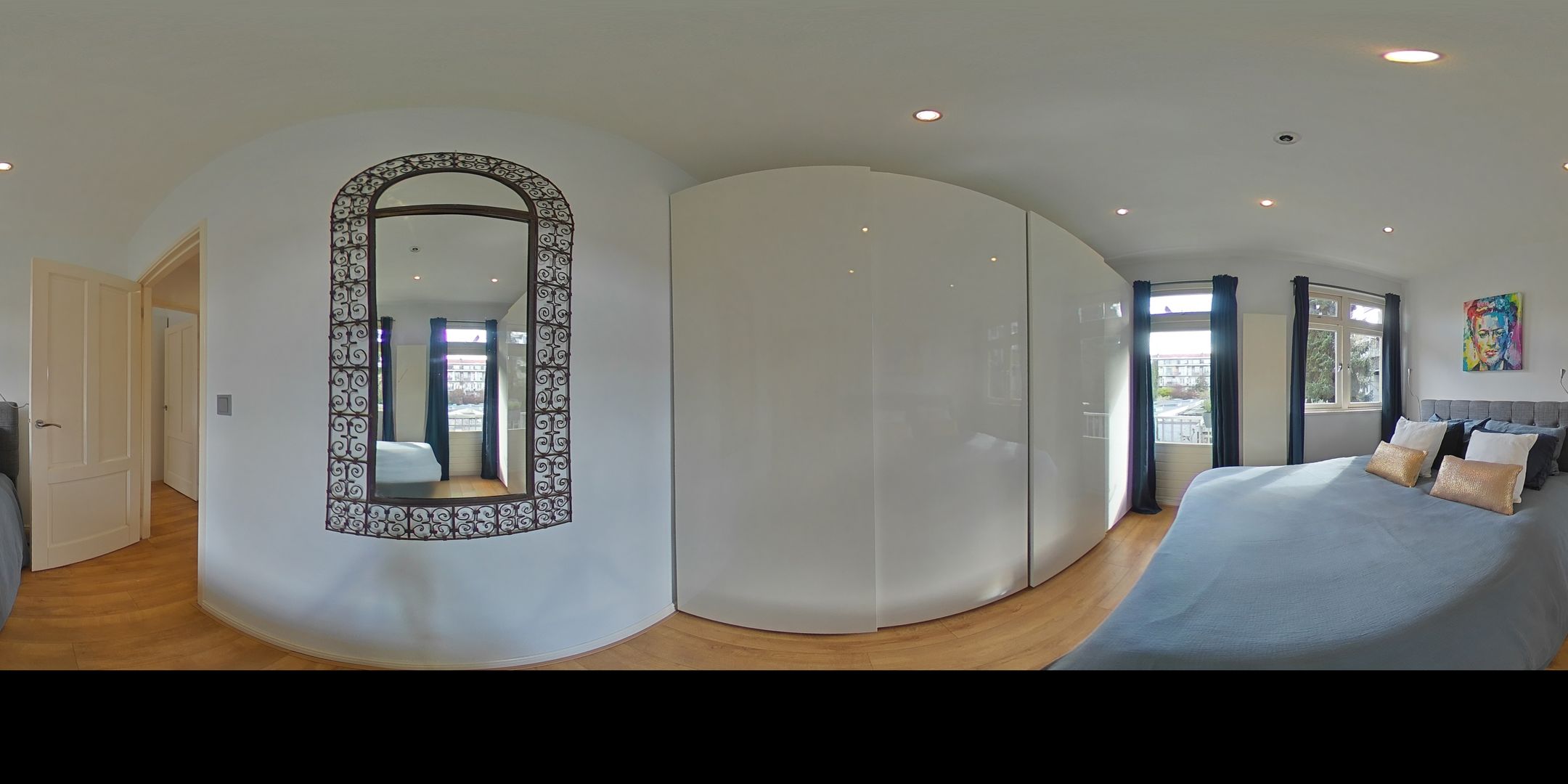 Elegant Renovated Apartment with Water Views — 39