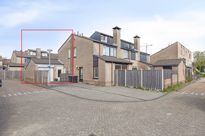 Photo 2 of Rhônestraat 29