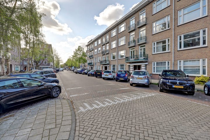 Foto 5 van Uiterwaardenstraat 66-2