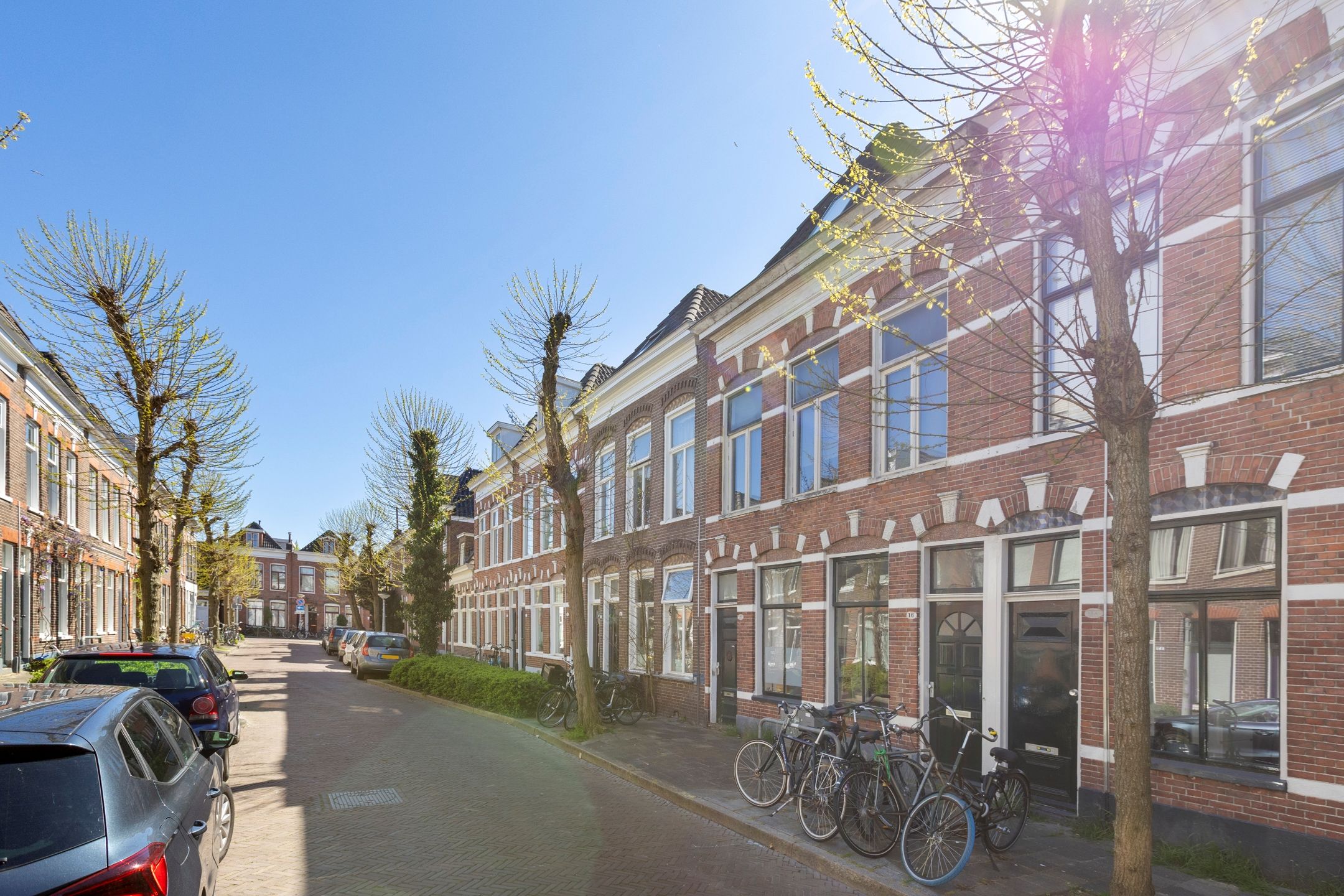 Photo 24 of Tweede Hunzestraat 16