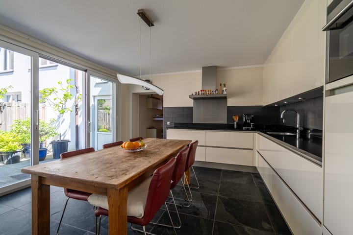 Tussenwoning te koop: Ruitersstraat 21, Landgraaf
