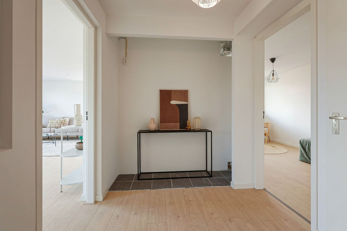Spacious 3-Room Apartment with Balcony and Parking in Amsterdam — 20