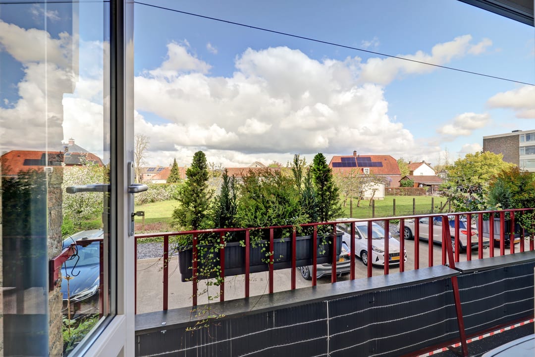 Photo 26 of Stadswal 34-A