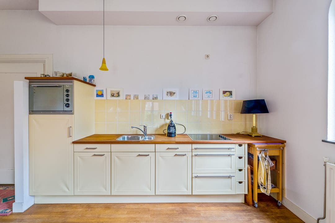 Photo 11 of Minckelersstraat 28-A
