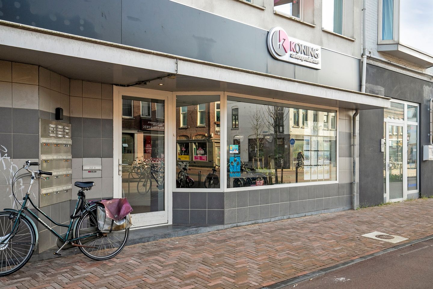 View photo 3 of Amsterdamsestraatweg 243-A