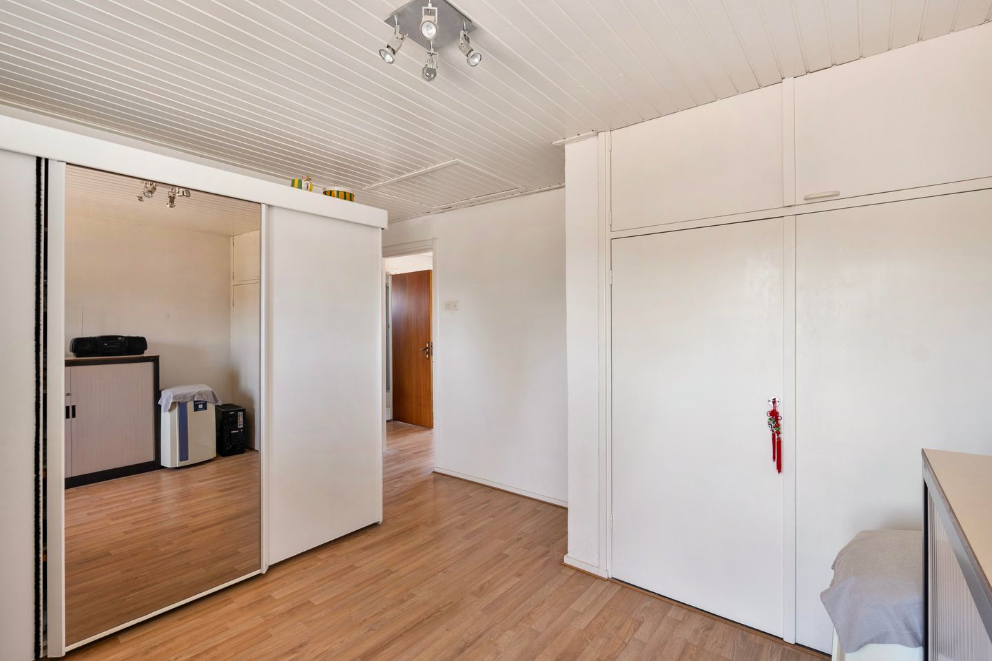 Semi-detached home with spacious kitchen extension and sunny garden in Spaubeek — 19