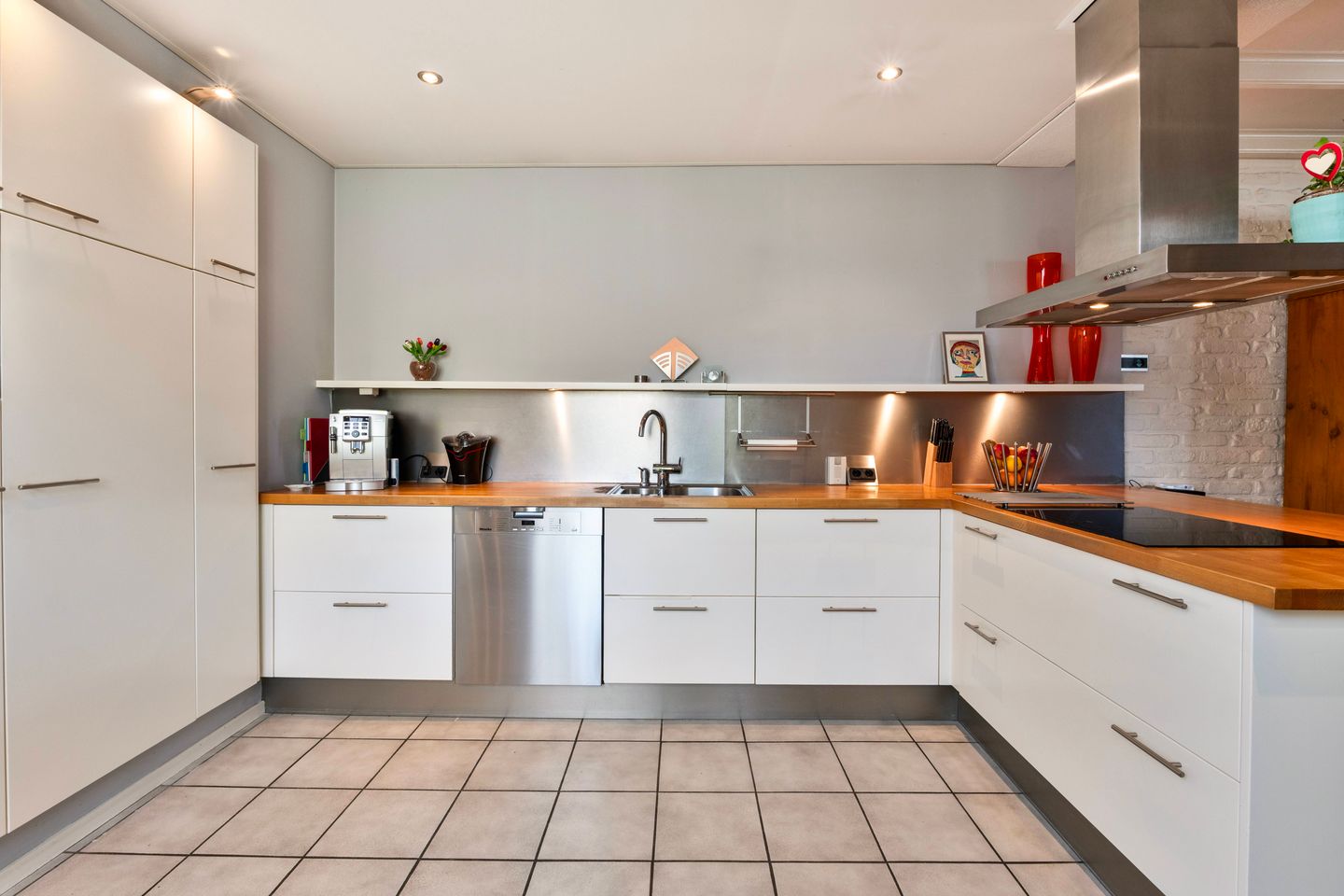 Semi-detached home with spacious kitchen extension and sunny garden in Spaubeek — 10