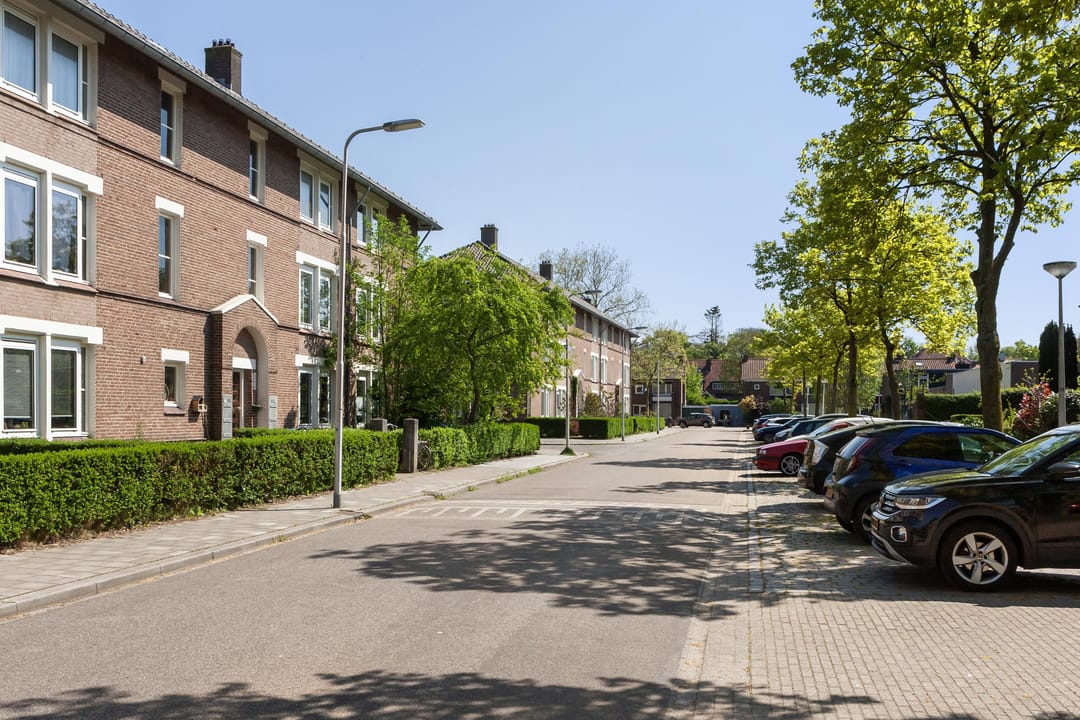 Photo 28 of Cronjéstraat 56