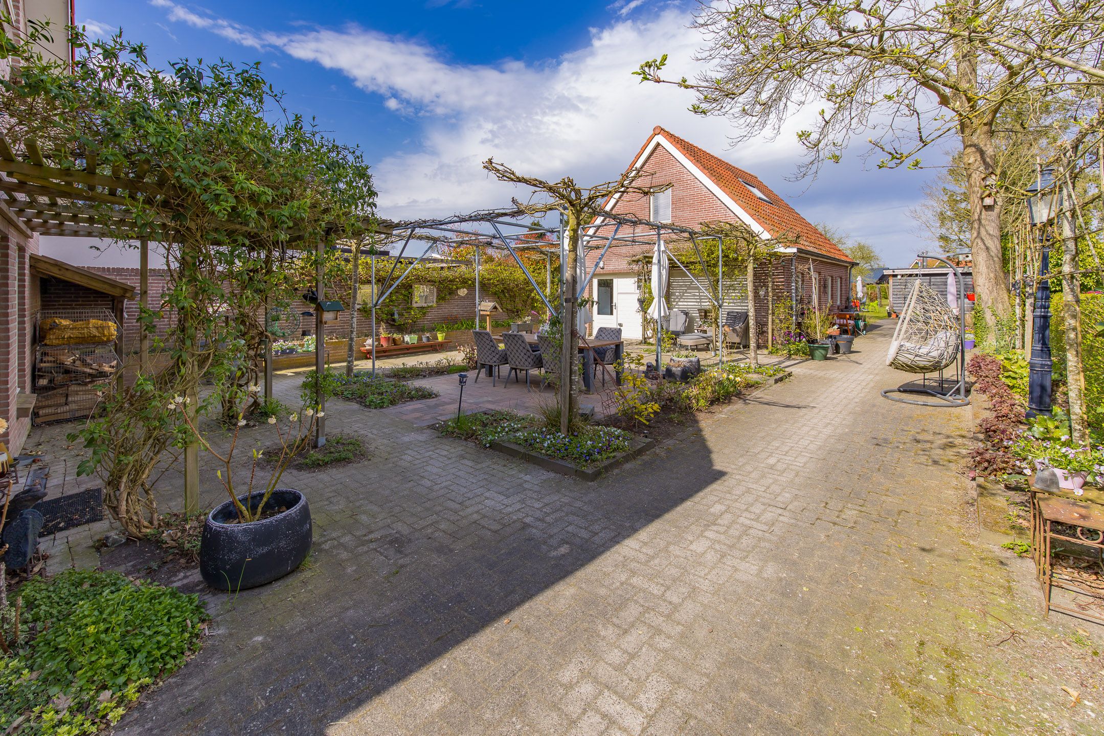 Photo 33 of Eeserstraat 23