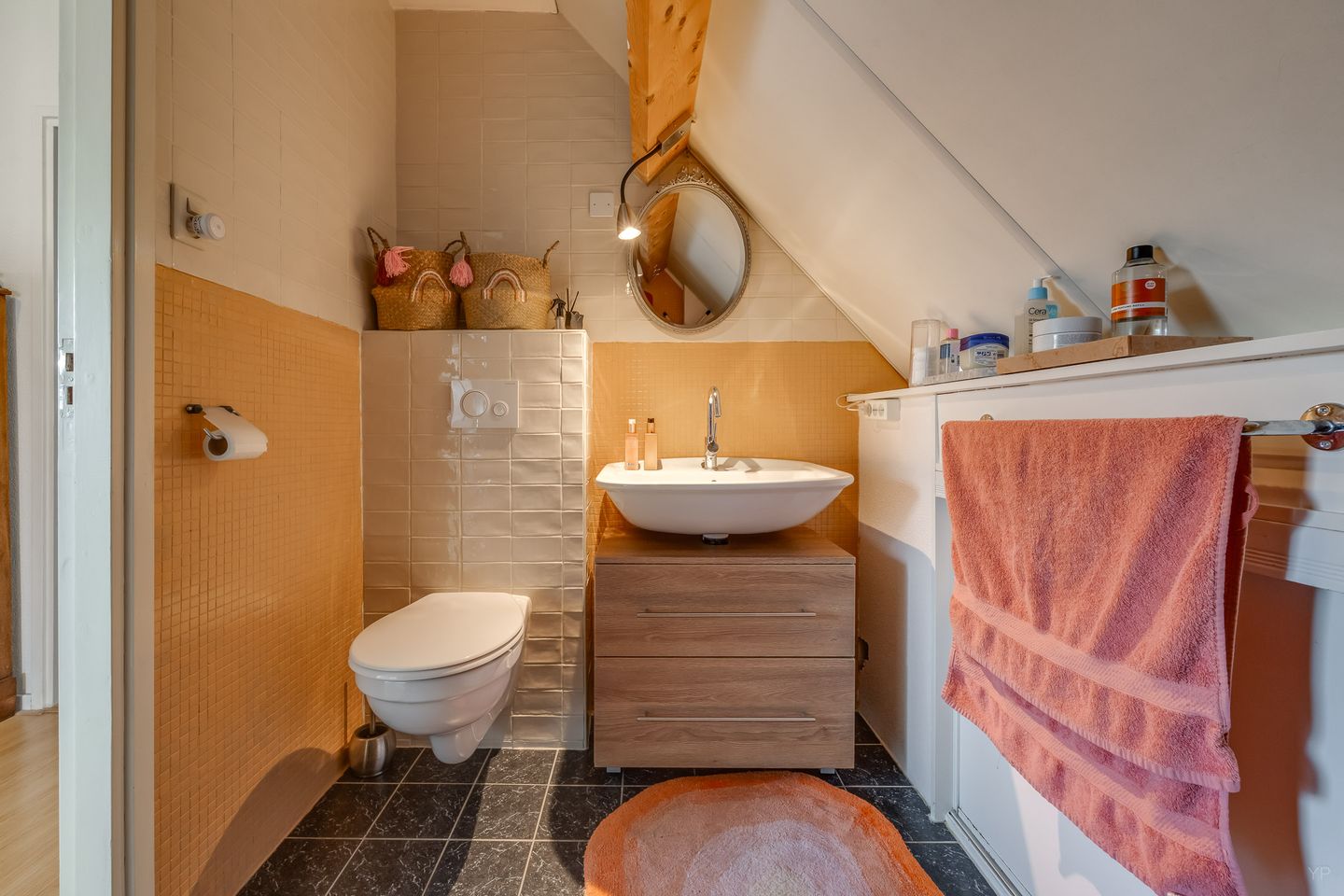 Photo 25 of Eeserstraat 23