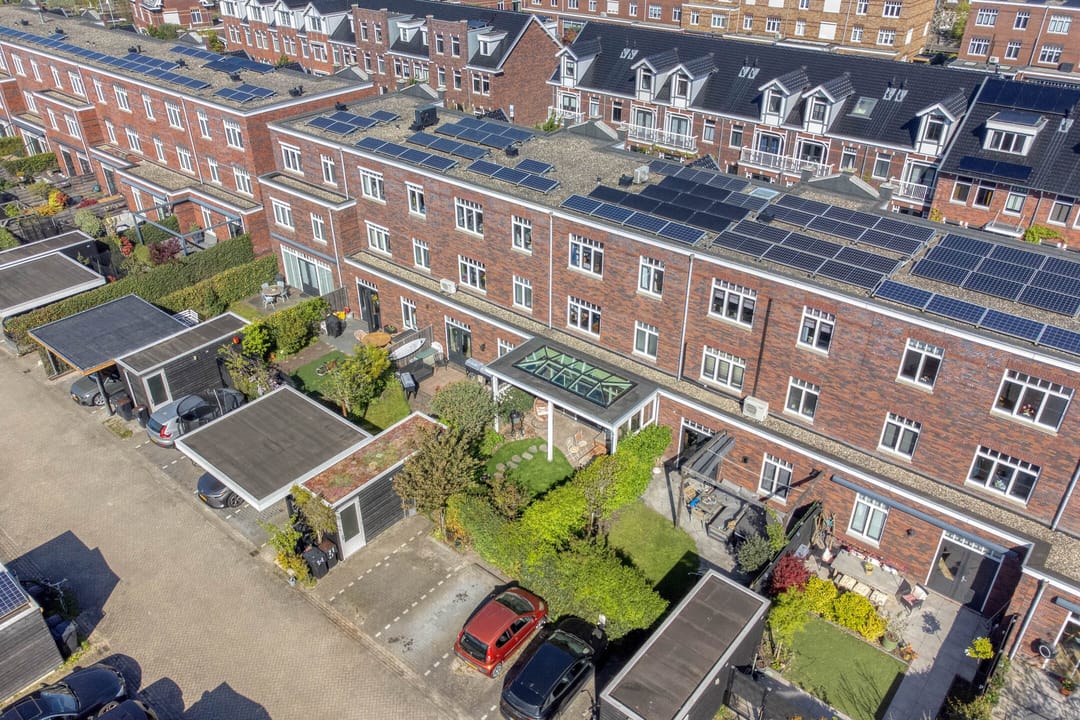 Gas-Free Townhouse with 6 Bedrooms in Nieuw-Rhijngeest — 46