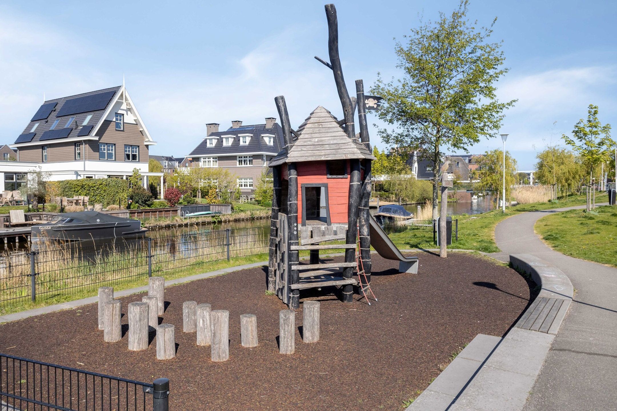 Gas-Free Townhouse with 6 Bedrooms in Nieuw-Rhijngeest — 51