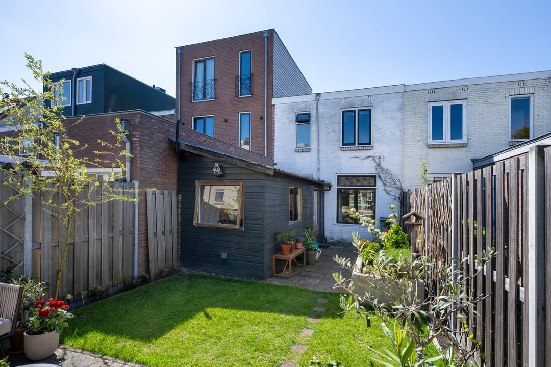 Photo 16 of Leeuwerikstraat 25