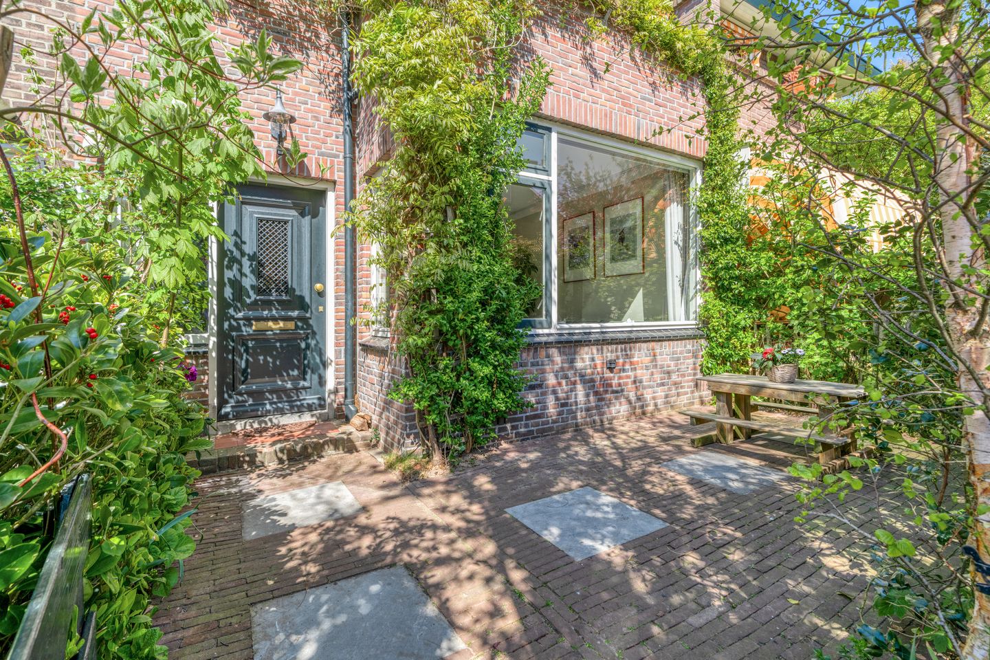 Photo 4 of Irisstraat 7