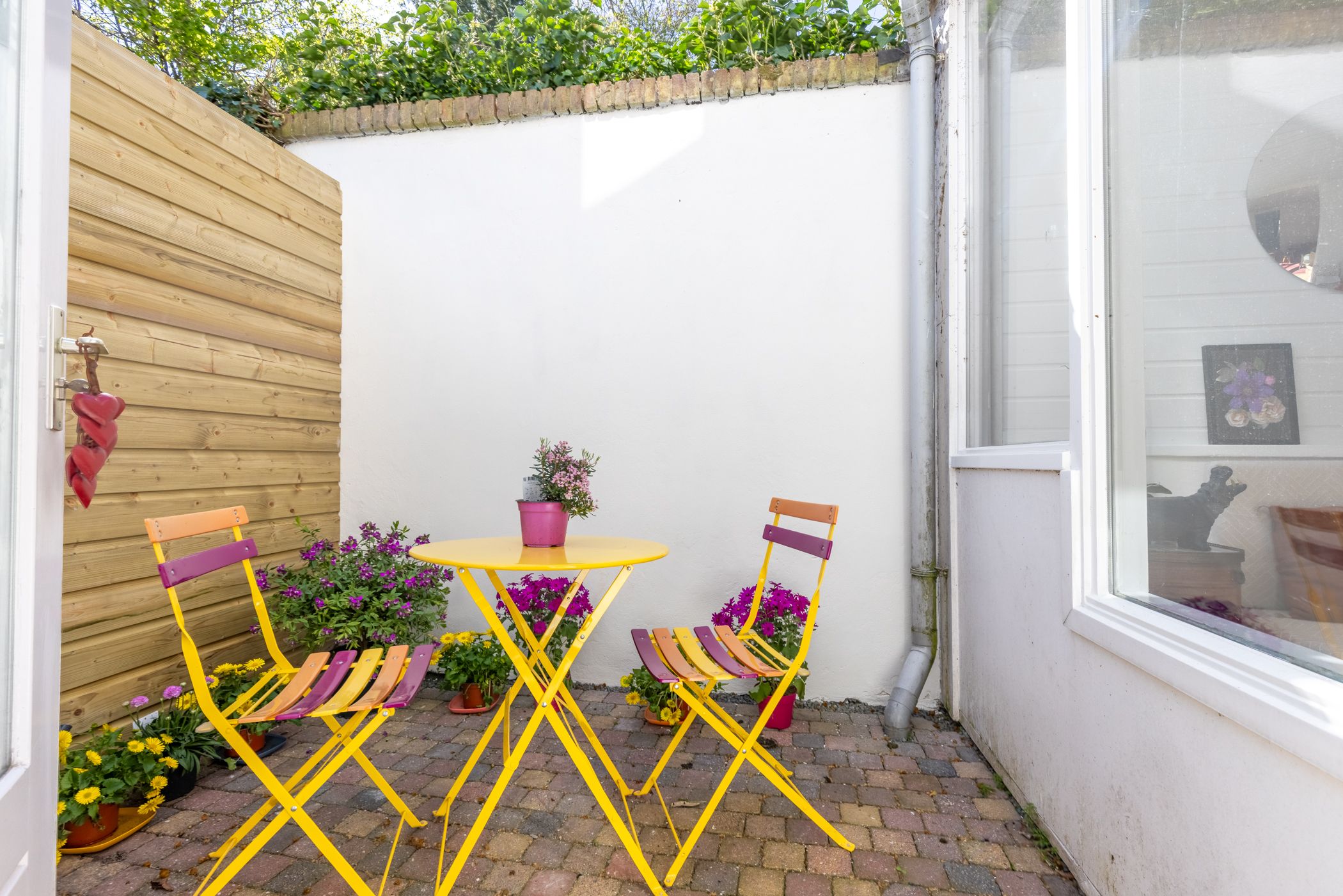 Charming End Terraced House with Sunny Patio in Buiten Wittevrouwen — 15