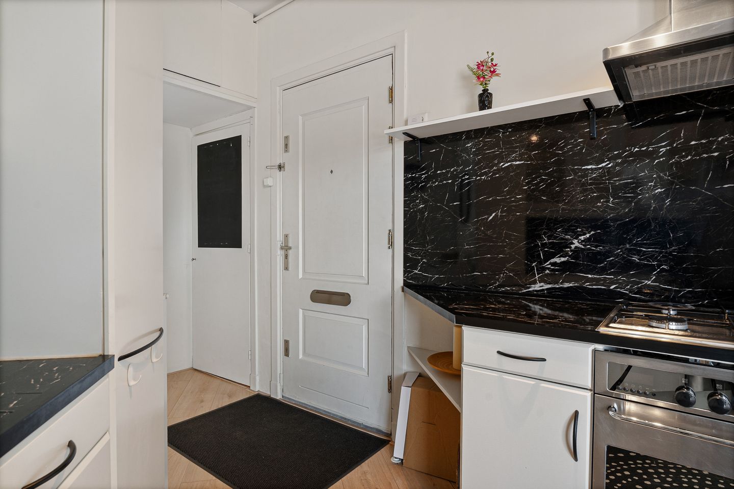 Photo 10 of Okkernootstraat 68