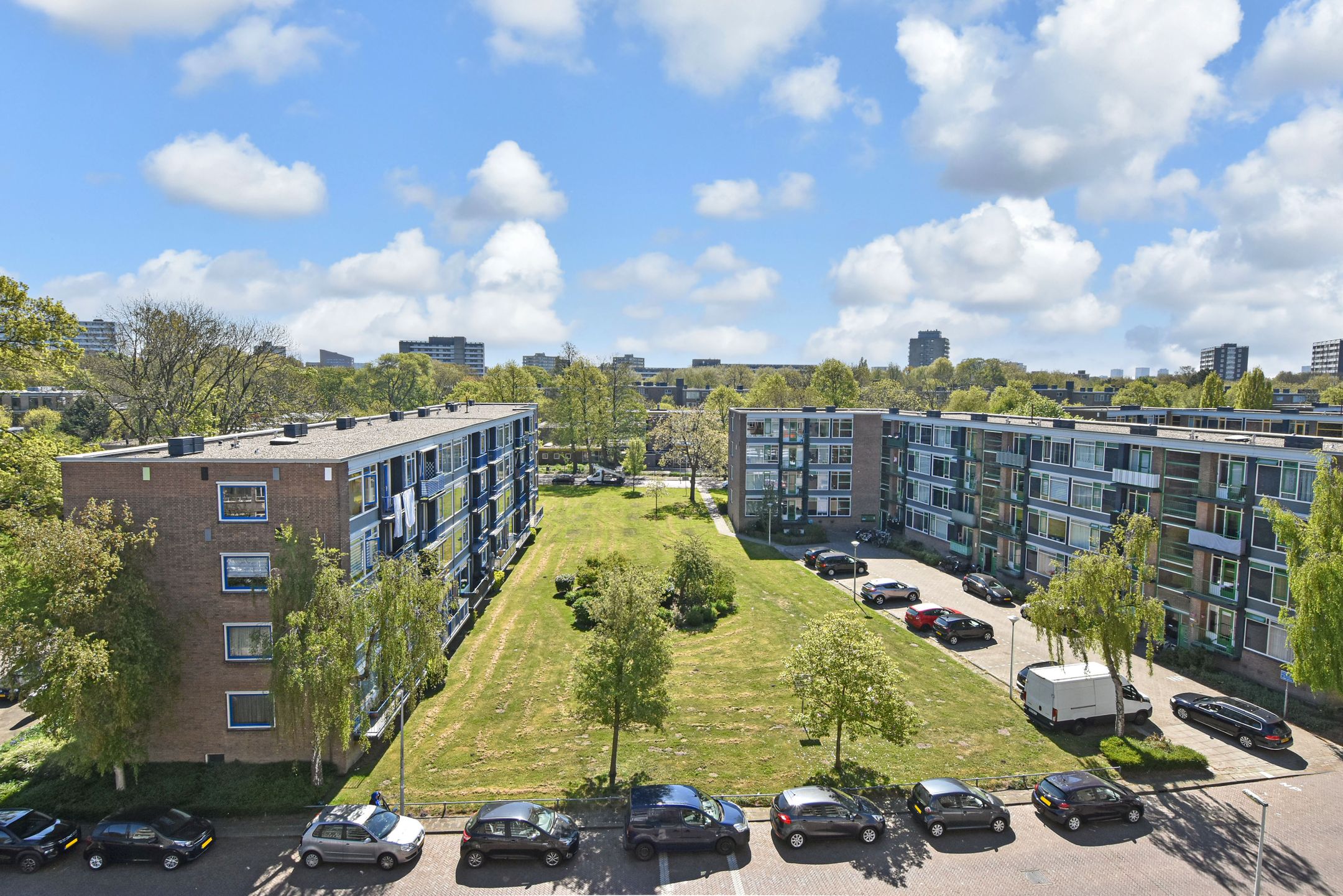 Photo 3 of Barnsteenhorst 386