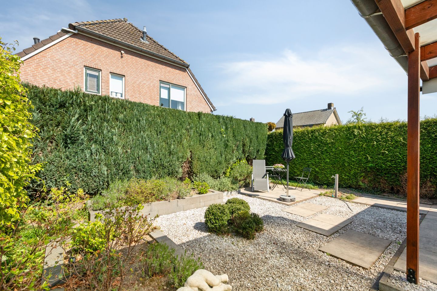 Charming Semi-Detached Home with Luxury Kitchen, Garage and Solar Panels in Stokkum — 35