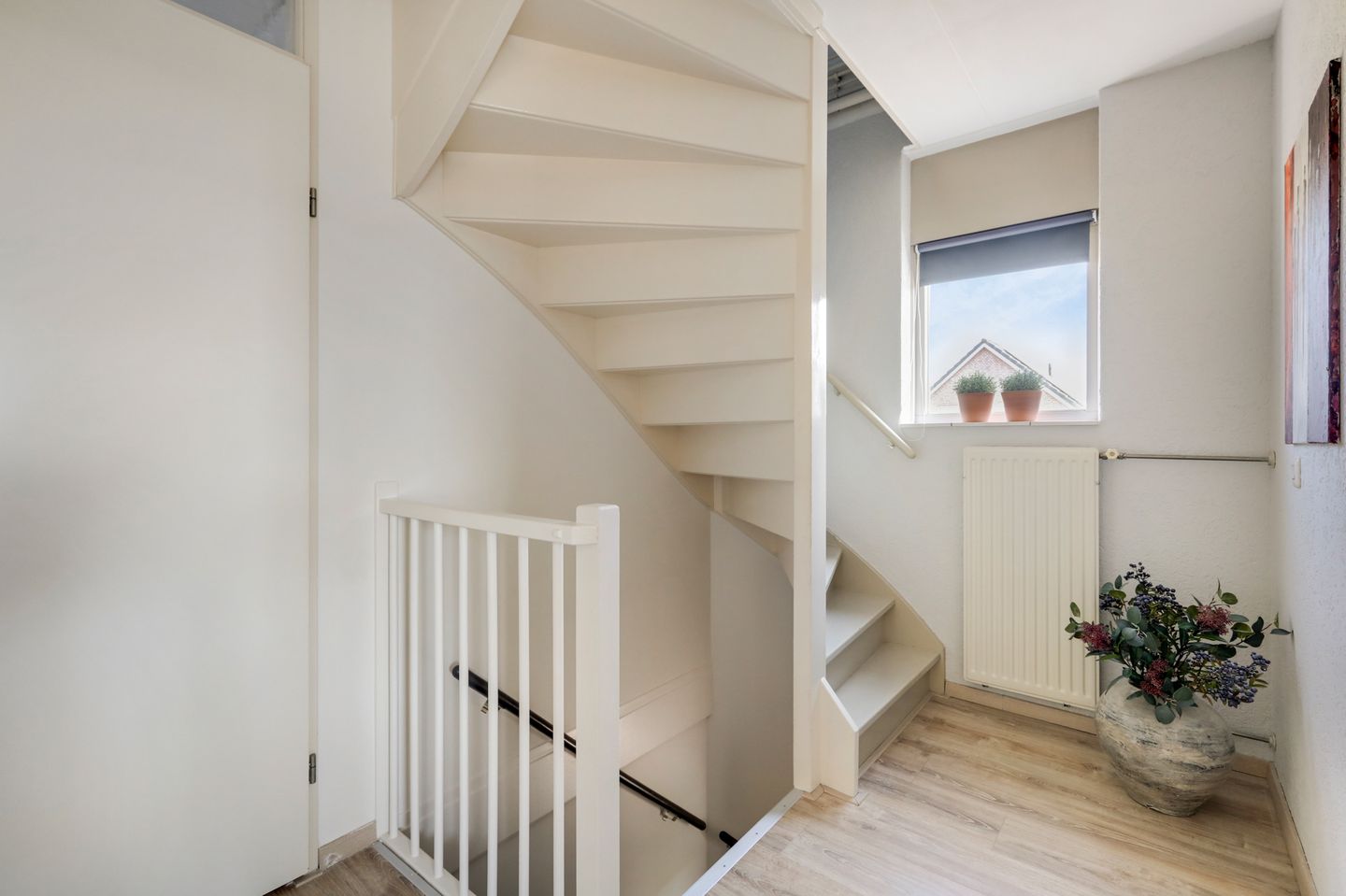 Charming Semi-Detached Home with Luxury Kitchen, Garage and Solar Panels in Stokkum — 20