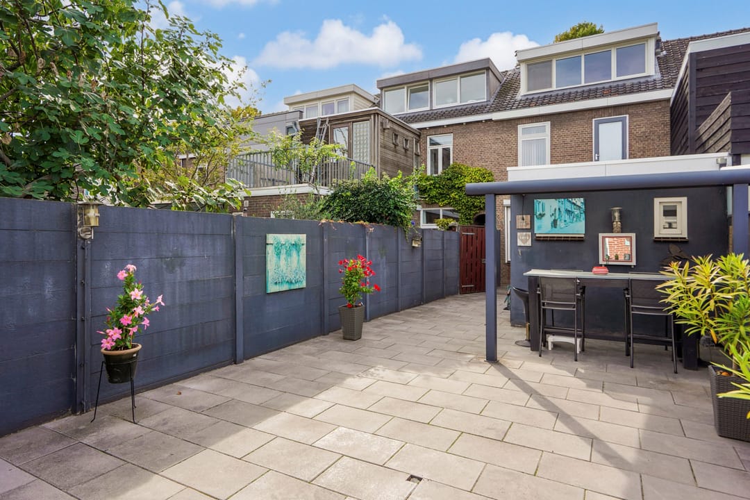 Photo 32 of Deken Botsstraat 8
