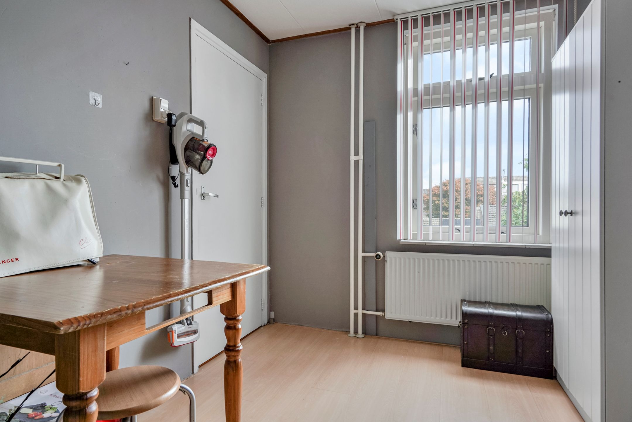 Photo 24 of Deken Botsstraat 8