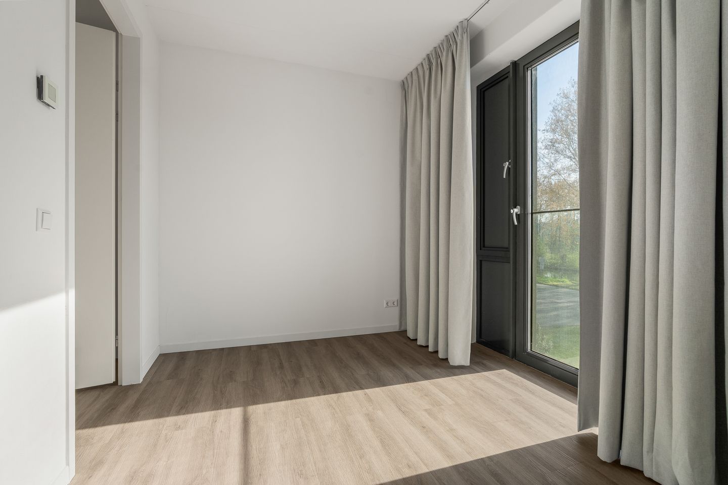 Photo 20 of Herenstraat 135