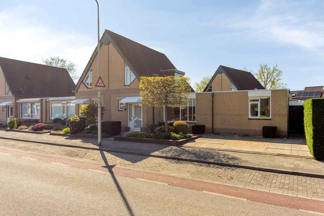 Foto 1 van Admiraal de Ruyterlaan 9