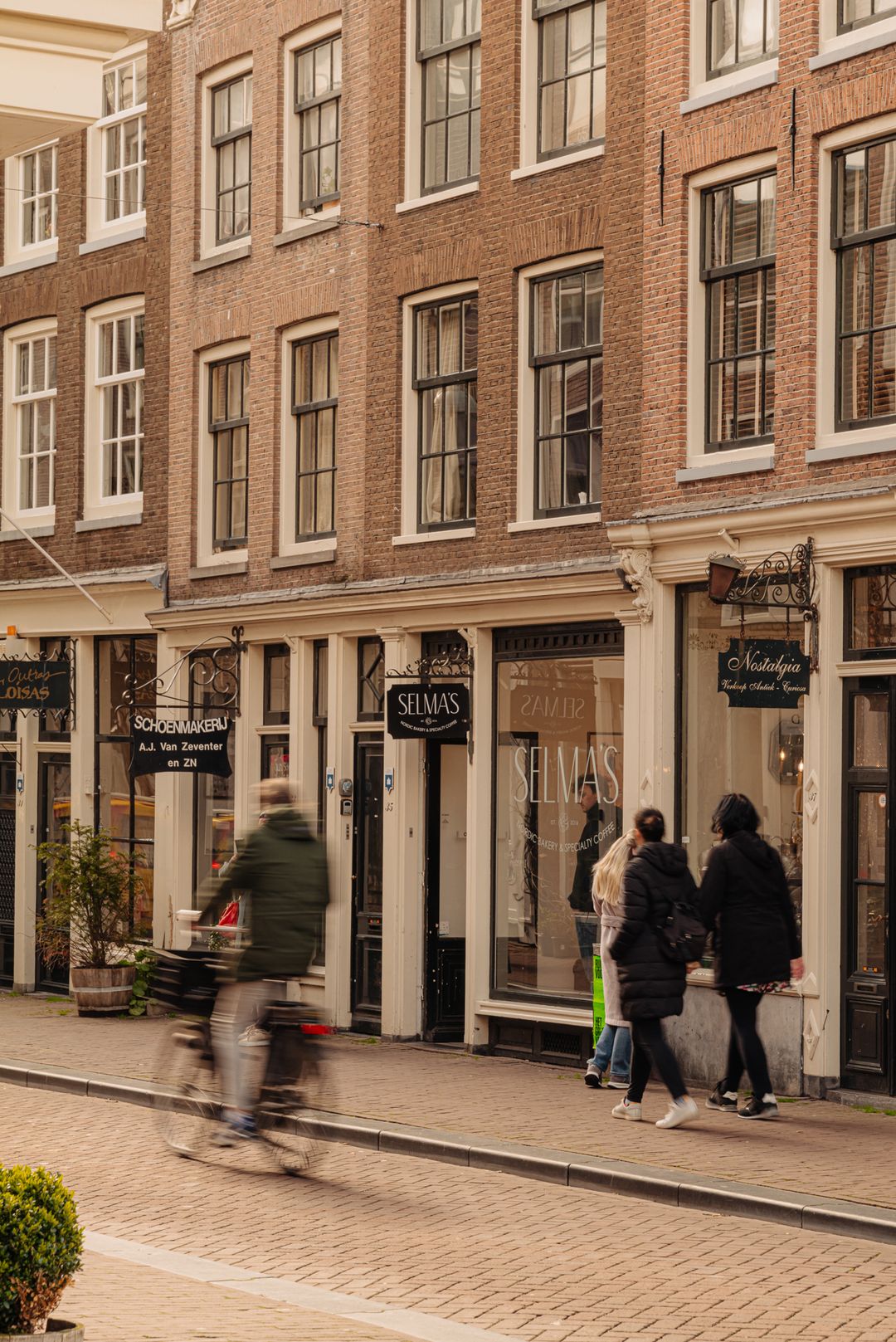 Photo 37 of Keizersgracht 71-2