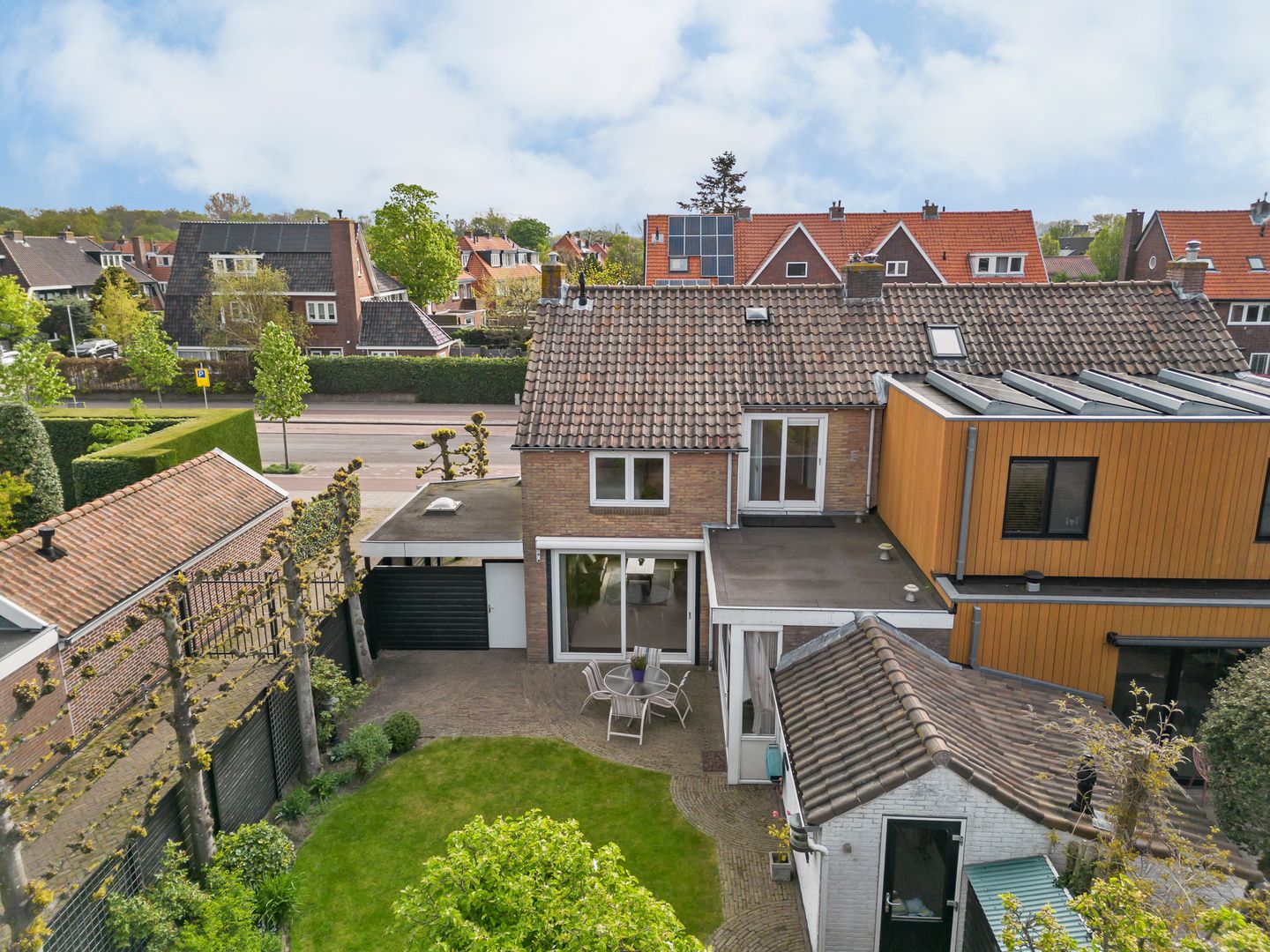 Photo 29 of Van den Vondellaan 32